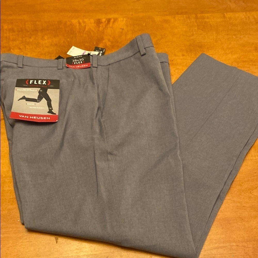 Van Heusen Men's Flex Gray Dress Pants